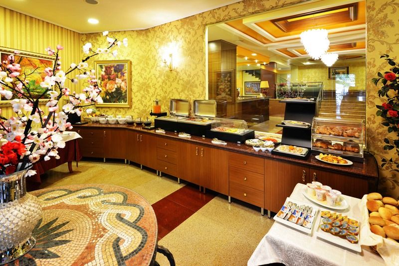 Hotel Austria Tirana Zewnętrze zdjęcie