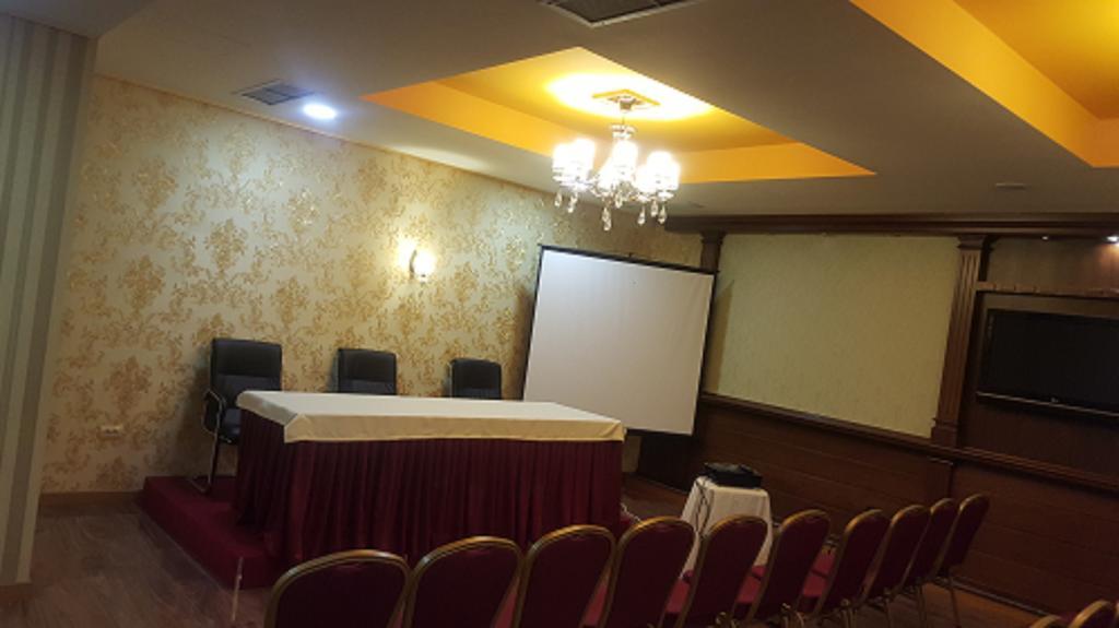 Hotel Austria Tirana Zewnętrze zdjęcie
