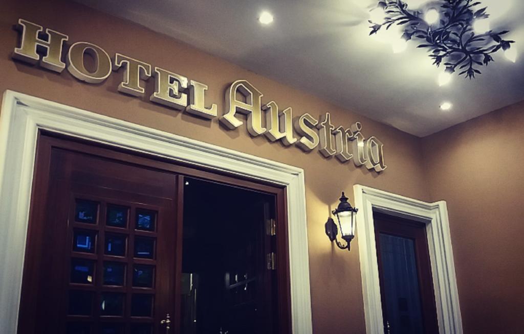 Hotel Austria Tirana Zewnętrze zdjęcie