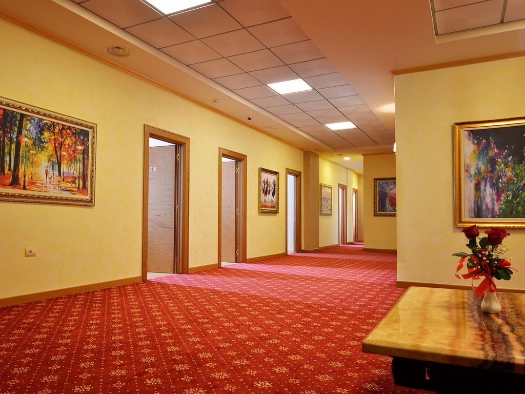 Hotel Austria Tirana Zewnętrze zdjęcie