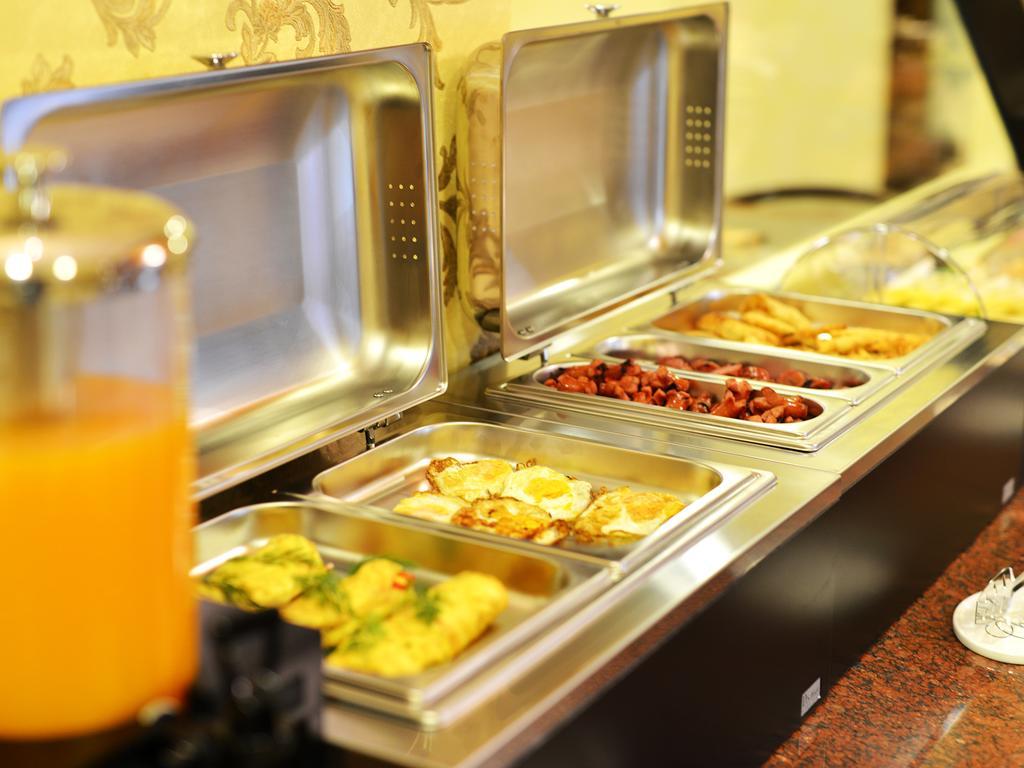 Hotel Austria Tirana Zewnętrze zdjęcie