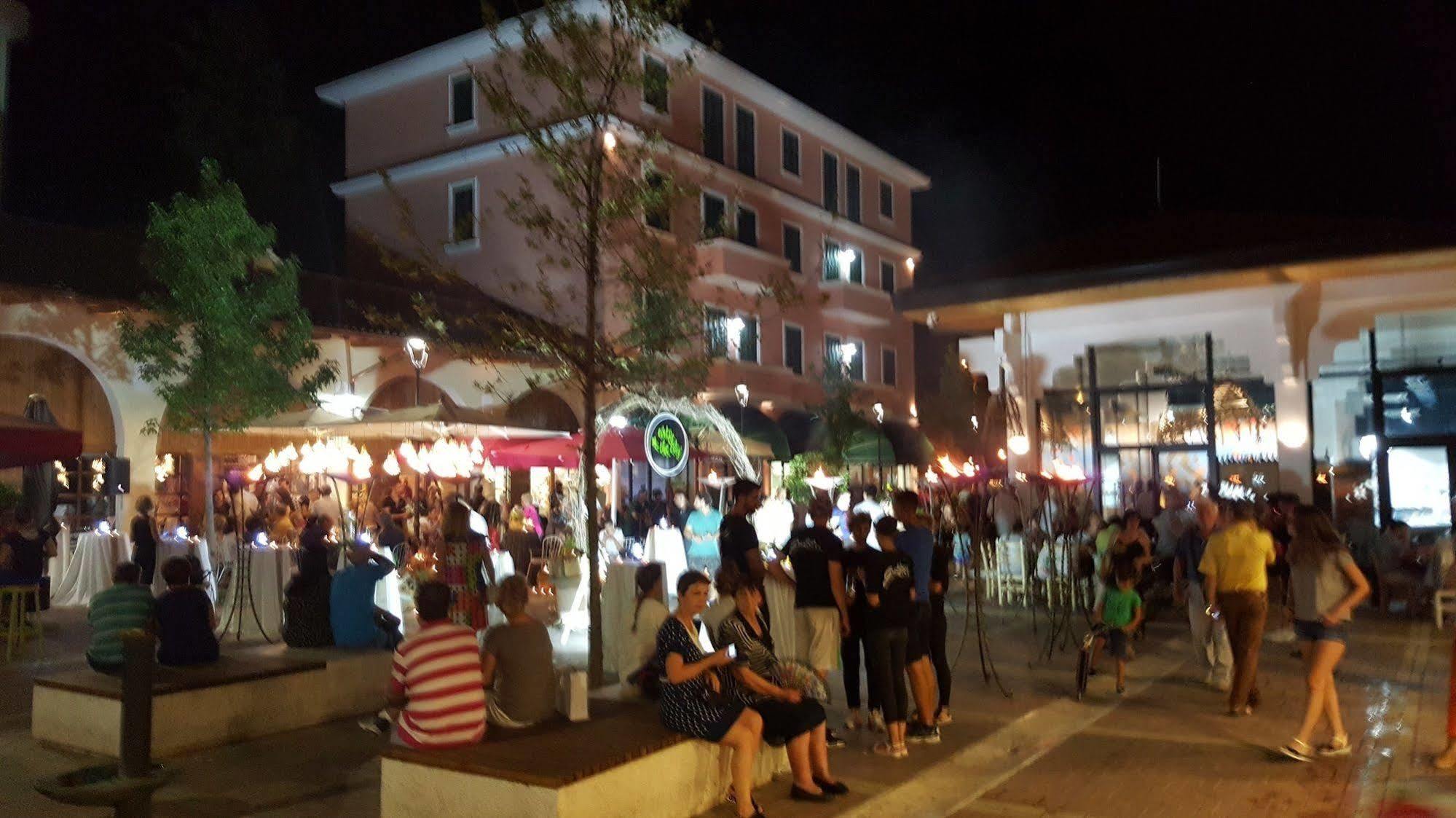 Hotel Austria Tirana Zewnętrze zdjęcie